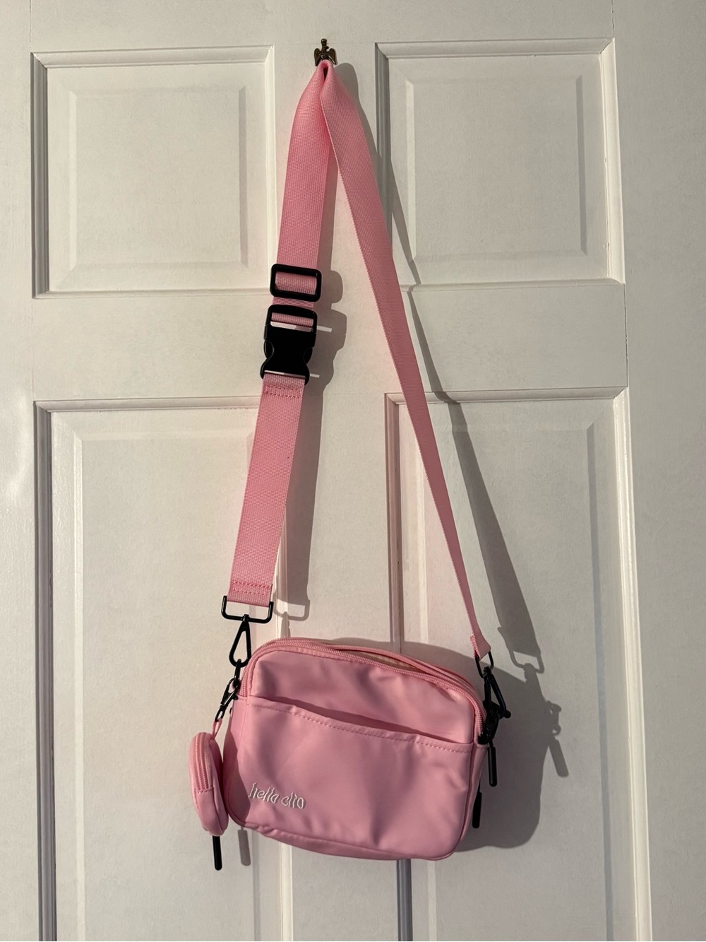 Hello Clio Kindle Crossbody